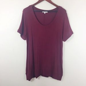 Willow & Clay Maroon High Low Top Size M
